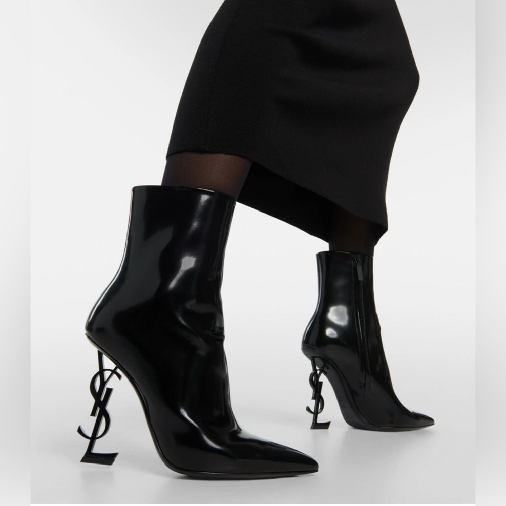 NIB- Saint Laurent Opyum 110 Shiny Black patent leather ankle Boots - Picture 1 of 11
